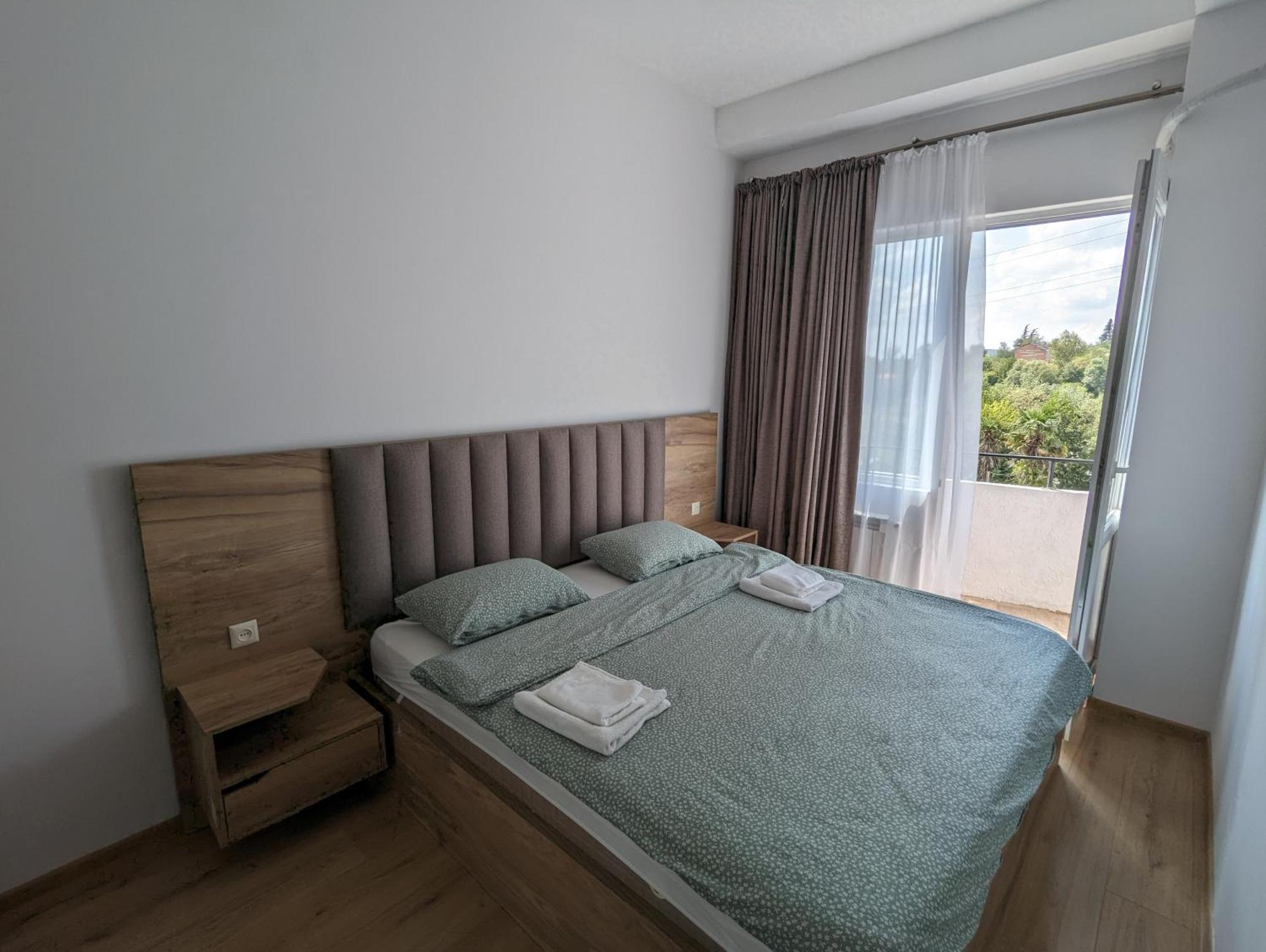 Brand New Apartment In คูทายสิ ภายนอก รูปภาพ
