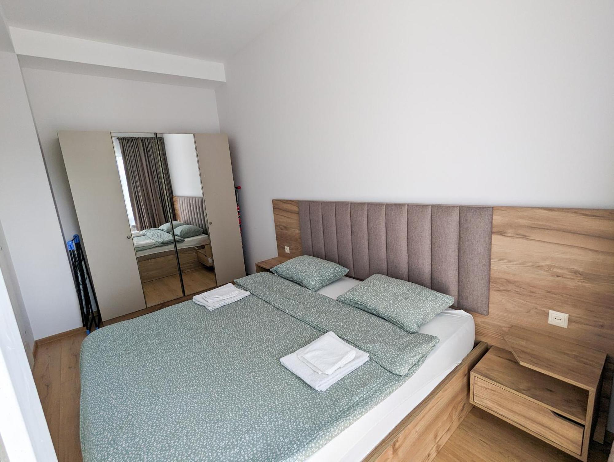 Brand New Apartment In คูทายสิ ภายนอก รูปภาพ